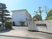 大塚中学校（160m）