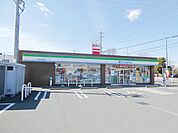 ファミリーマート豊川小坂井町店（350m）