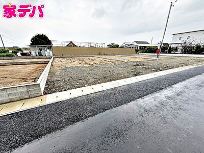 外観:【4号棟】建築予定地です! ・3LDK ・LDK15帖 ・ランドリールーム ・シューズクローク ・全居室収納完備 ・2部屋からアクセスできるバルコニー ・防犯カメラ ・並列駐車場3台可 外観:【4号棟】建築予定地です! ・3LDK ・LDK15帖 ・ランドリールーム ・シューズクローク ・全居室収納完備 ・2部屋からアクセスできるバルコニー ・防犯カメラ ・並列駐車場3台可