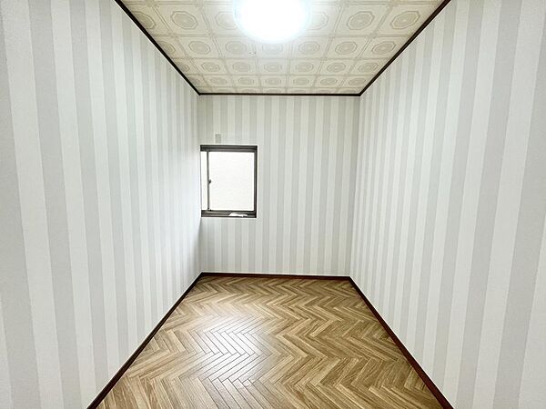 洋室を拡大表示