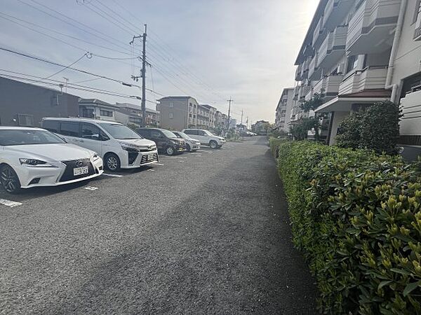 画像4:駐車場