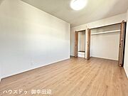 ■2階洋室(3)■寝室、書斎、趣味の部屋。家族の成長やライフスタイルに合わせ、様々な使い方ができる快適な空間です。