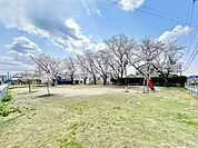 公園 160m