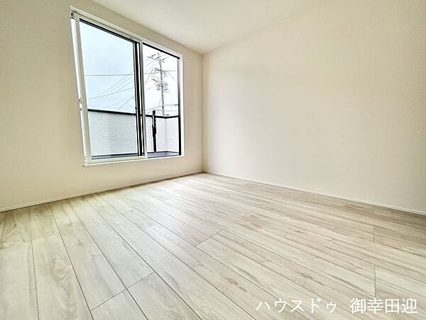 洋室を拡大表示