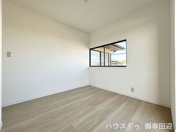 洋室を拡大表示