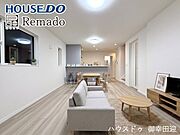 ■家族の笑顔が集う中心地■お気に入りの家具を迎え、窓からは心地の良い光が差し込みます。※ＣＧで家具を配置しています。