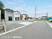 ■理想を叶える新しい暮らしの舞台■高いデザイン性と機能性を兼ね備えた住まい。ここで、家族の新しい物語が始まります。