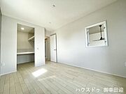 ■2階6.2帖洋室■心からリラックスできる静けさ、上質な眠りで、毎日をリセットします。明日への活力を養う空間です。