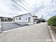 ■理想を叶える新しい暮らしの舞台■高いデザイン性と機能性を兼ね備えた住まい。ここで、家族の新しい物語が始まります。