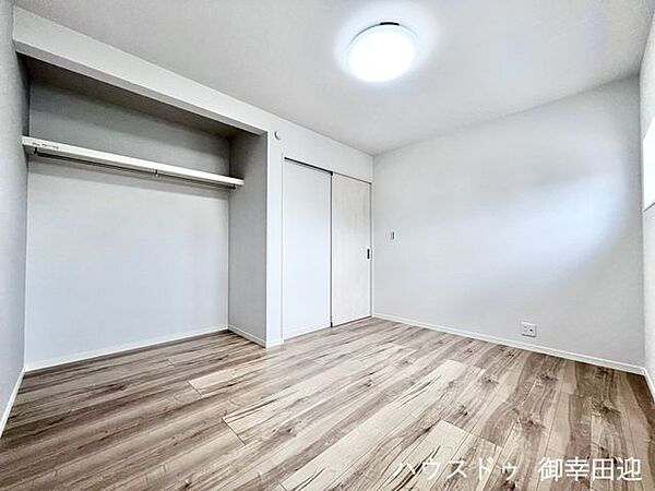 洋室を拡大表示