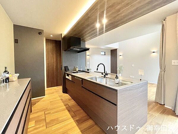 キッチンを拡大表示