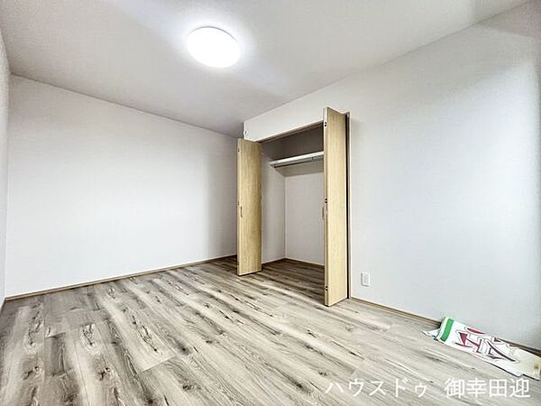 洋室を拡大表示