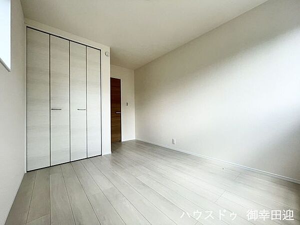 洋室を拡大表示