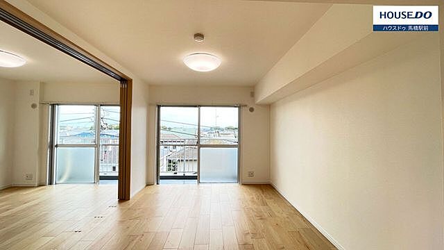 リビング/ダイニング ピアコート六実 4階/-