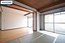 和室：リビングとつながった陽当たりの良い和室。お子様のお昼寝や遊び部屋として、客間としても独立可能とマルチに使えますね。