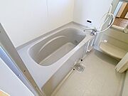 掲載写真は同型の左右反転の部屋を掲載しております。仕様等が異なる場合、現況を優先とさせていただきます。