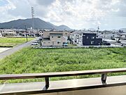 掲載写真は同型の左右反転の部屋を掲載しております。実際のお写真と仕様等が異なる場合、現況を優先とさせていただきます。