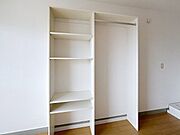 掲載写真は同型モデルを掲載しており実際のお部屋と仕様等が異なる場合、現況を優先とさせていただきます。