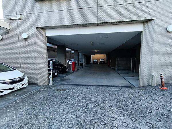 駐車場を拡大表示
