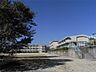周辺：枚方市立菅原東小学校（1599m）