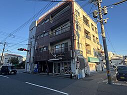 6 / 17