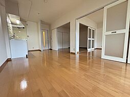 シャルマン寺ノ下 0202 2階3LDKのリビング/ダイニング