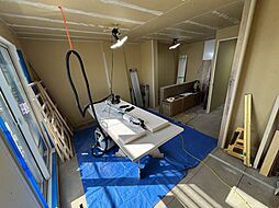 スカイヒルズ 0202 2階2LDKのリビング/ダイニング