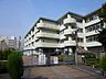 周辺：甲東中学校（523m）