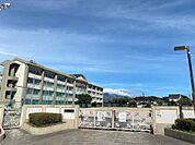 伊敷台中学校（900m）