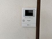 カメラ付きインターホンがあるので安心