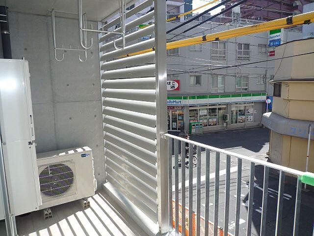 バルコニー
