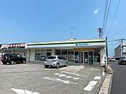 ファミリーマート谷山港入口店（650m）