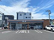 セブンイレブン（430m）