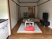 シンプルな部屋のレイアウトはあなたしだい