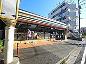 セブンイレブン　足立中川1丁目店 580m