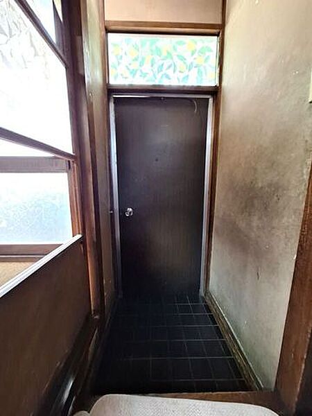 玄関を拡大表示