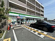 ファミリーマート　高槻川西町一丁目店