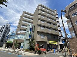 8 / 28