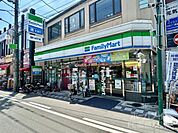 ファミリーマート　富田駅前店