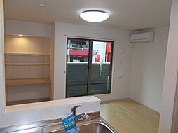 アクア　フォレスト 204 2階1LDKのリビング/ダイニング