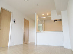 ラ・フレシール 202 2階2LDKのリビング/ダイニング