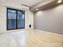 ルピナス　イースト 202 2階1Kのリビング/ダイニング