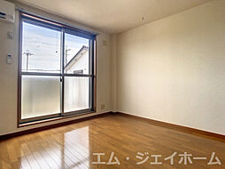 ルーチェ 105 1階1Kのリビング/ダイニング