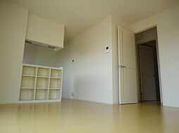 メルベーユ川崎 202 2階1LDKのリビング/ダイニング