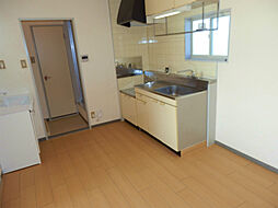 JR東海道・山陽本線 守山駅 3.1kmの賃貸アパート 2階2DKのリビング/ダイニング