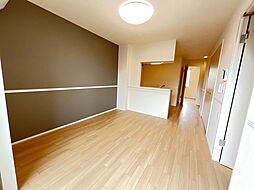 （仮称）水口町新城新築アパート 103 1階1LDKのリビング/ダイニング