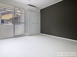 レジーナ 102 1階1Kのリビング/ダイニング