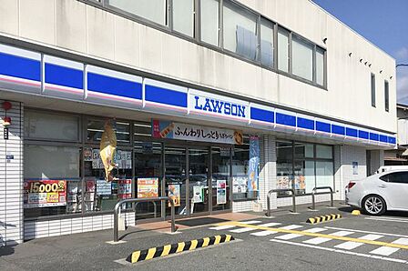 ローソン伊丹北本町2丁目店 徒歩3分。 170m