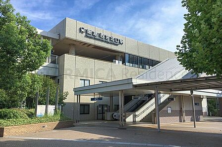 西宮北口駅(阪急 神戸本線) 徒歩10分。 800m