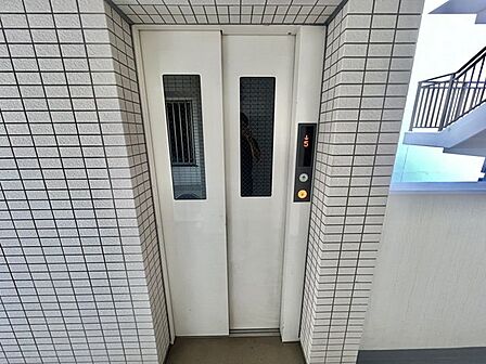 【エレベーター】
